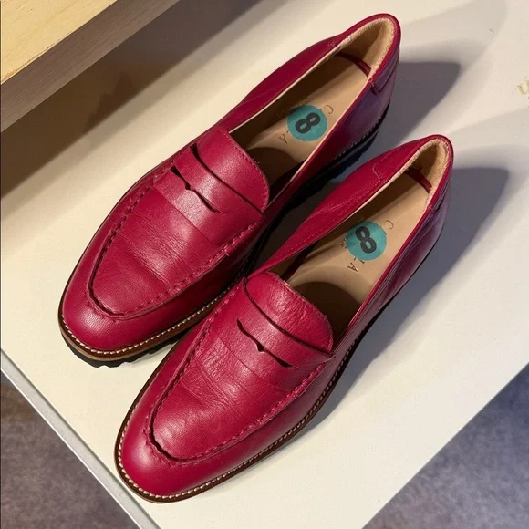 Women's Penny Loafers in Fuchsia Pink - Picture 3 of 3